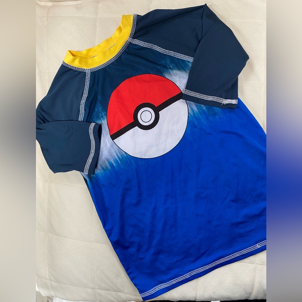 Pokémon 6/7T RashGuard